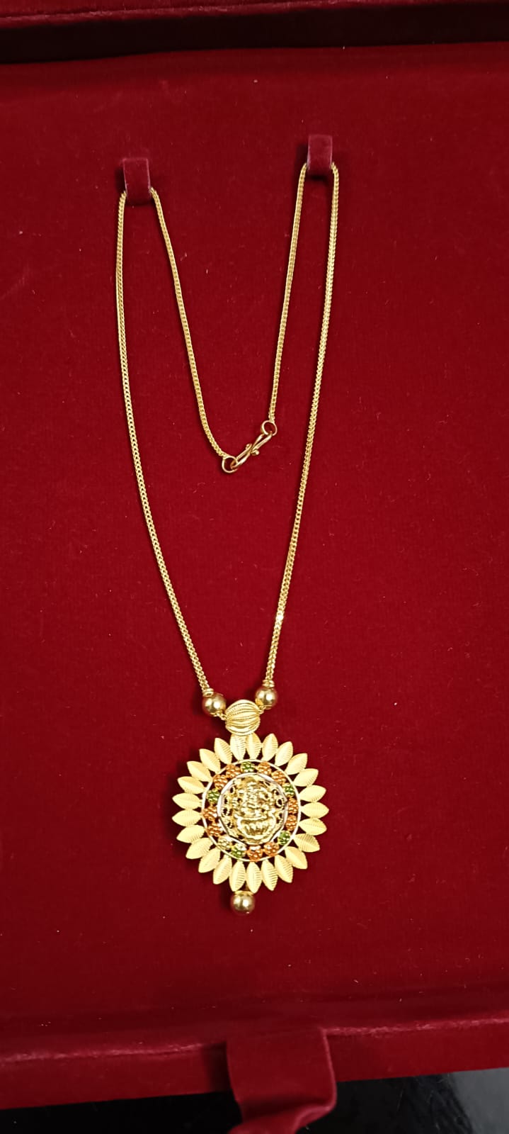 Kerala Designer Chain and Locket